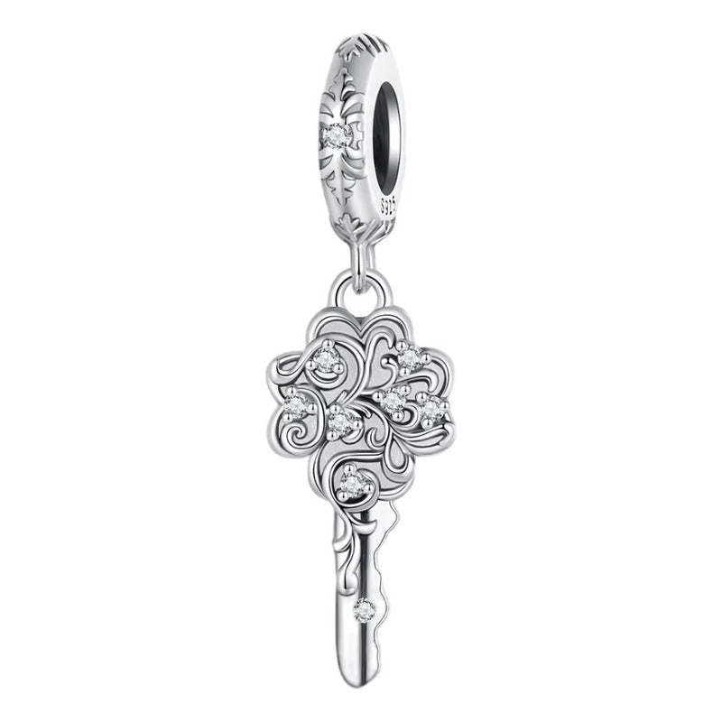 Charm Dije Plata De Ley S925 Cossati Scc2850 Llave Suerte